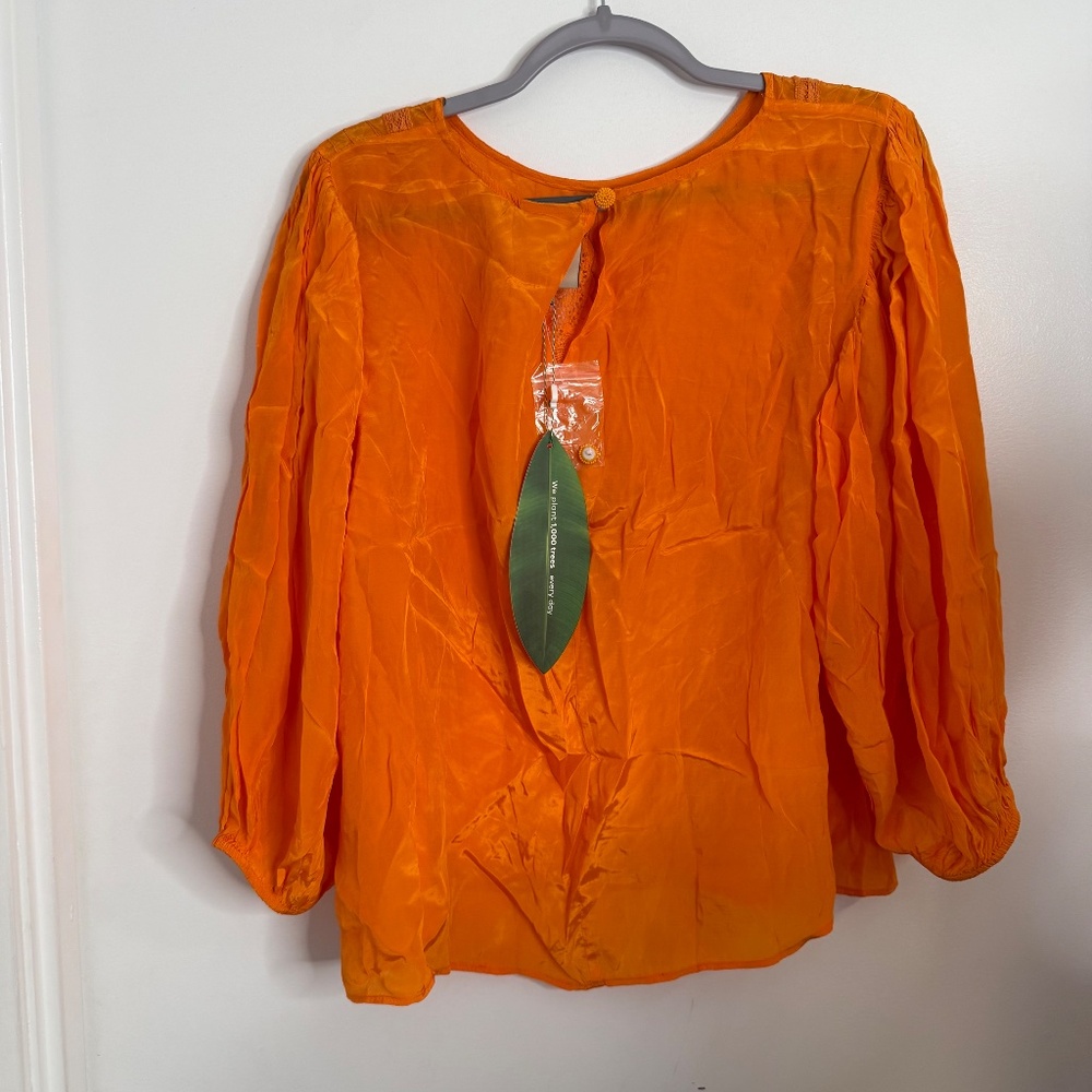 NWT Farm Rio Orange Lace Blouse – Size Large
